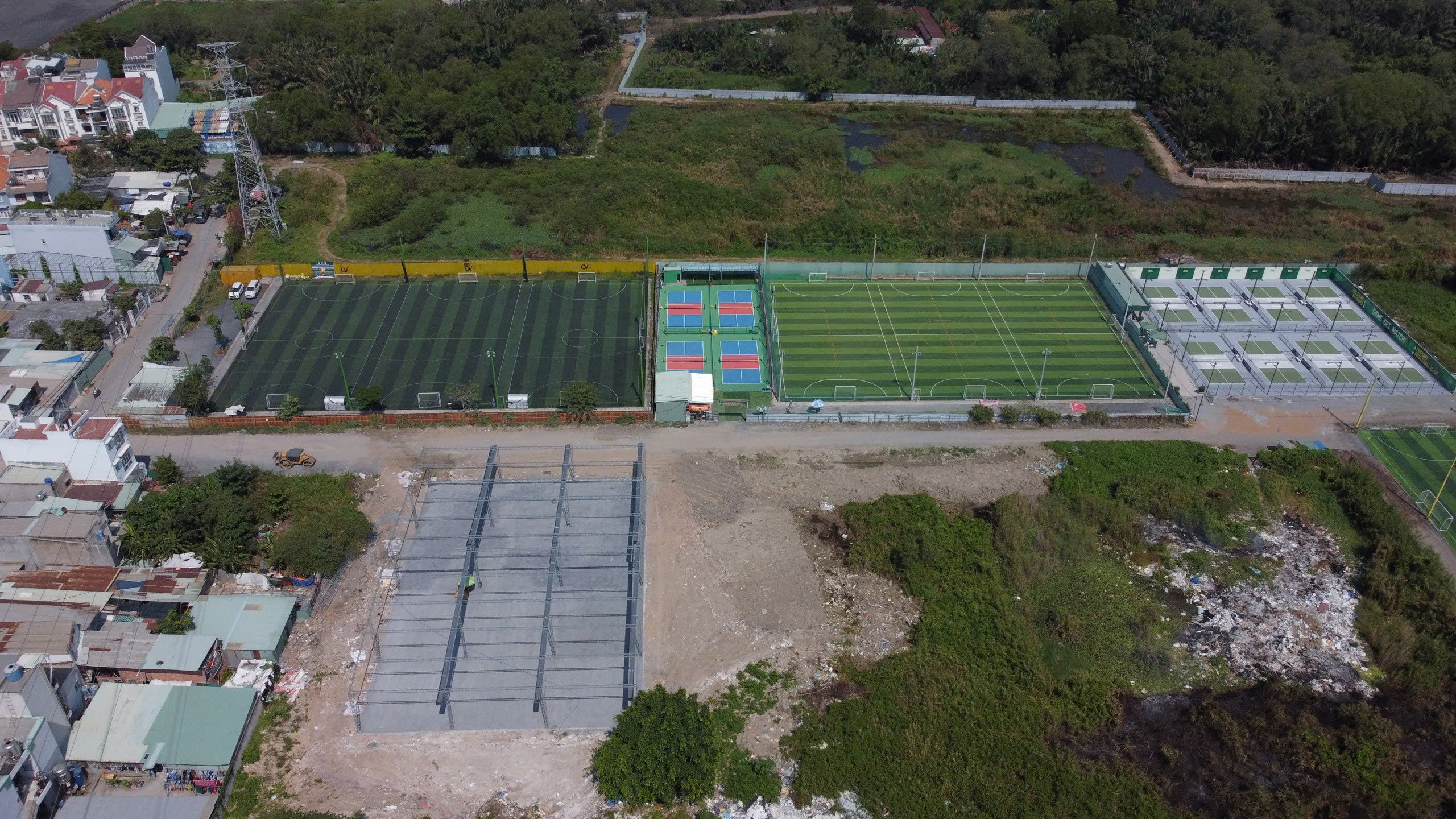 Quận 7 giám sát không để xây sai phép sân pickleball trên đất nông nghiệp - Ảnh 1.