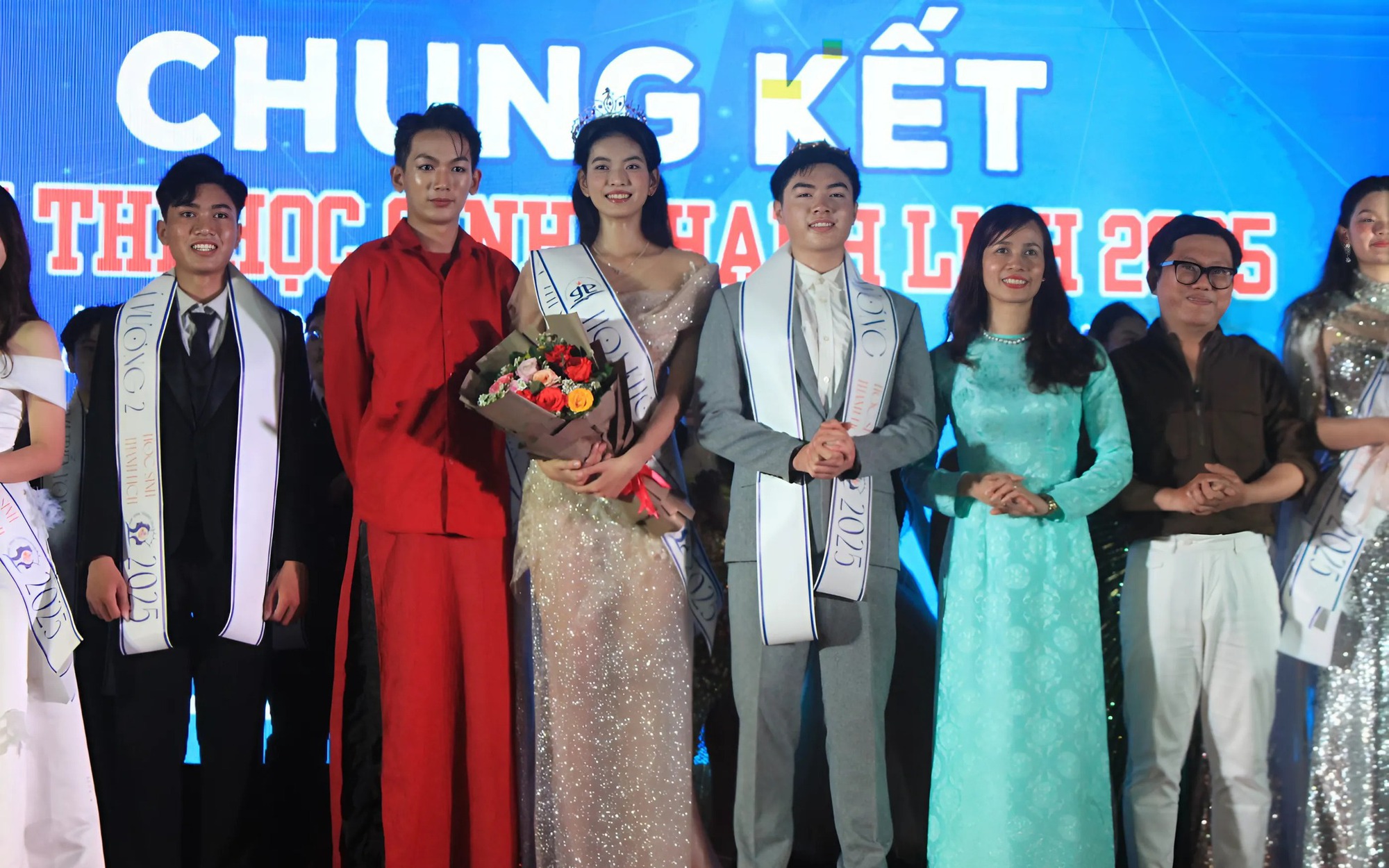 Hành trình chạm tay đến ước mơ của nam sinh Trường THPT Phan Đăng Lưu- Ảnh 4.