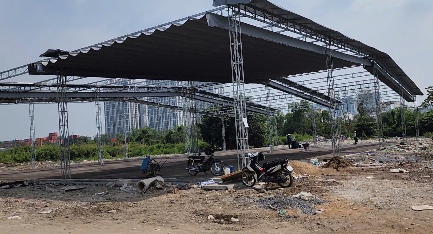 Quận 7 giám sát không để xây sai phép sân pickleball trên đất nông nghiệp - Ảnh 2.