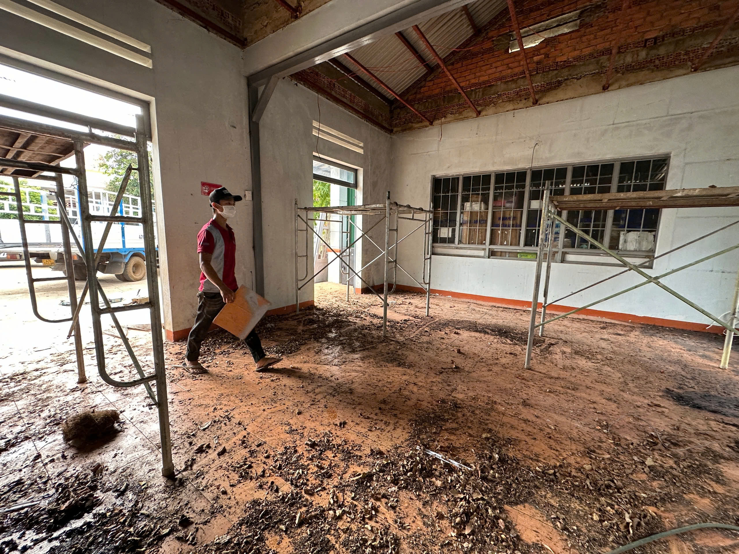 Đắk Lắk tạm dừng xây dựng 72 trụ sở làm việc để tinh gọn bộ máy - Ảnh 1. Đắk Lắk tạm dừng xây dựng 72 trụ sở làm việc để tinh gọn bộ máy - Ảnh 1.