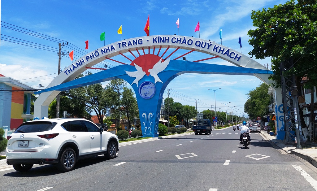 Nha Trang chỉ đạo khẩn chi trả tiền trợ cấp xã hội đúng ngày quy định cho dân - Ảnh 1.