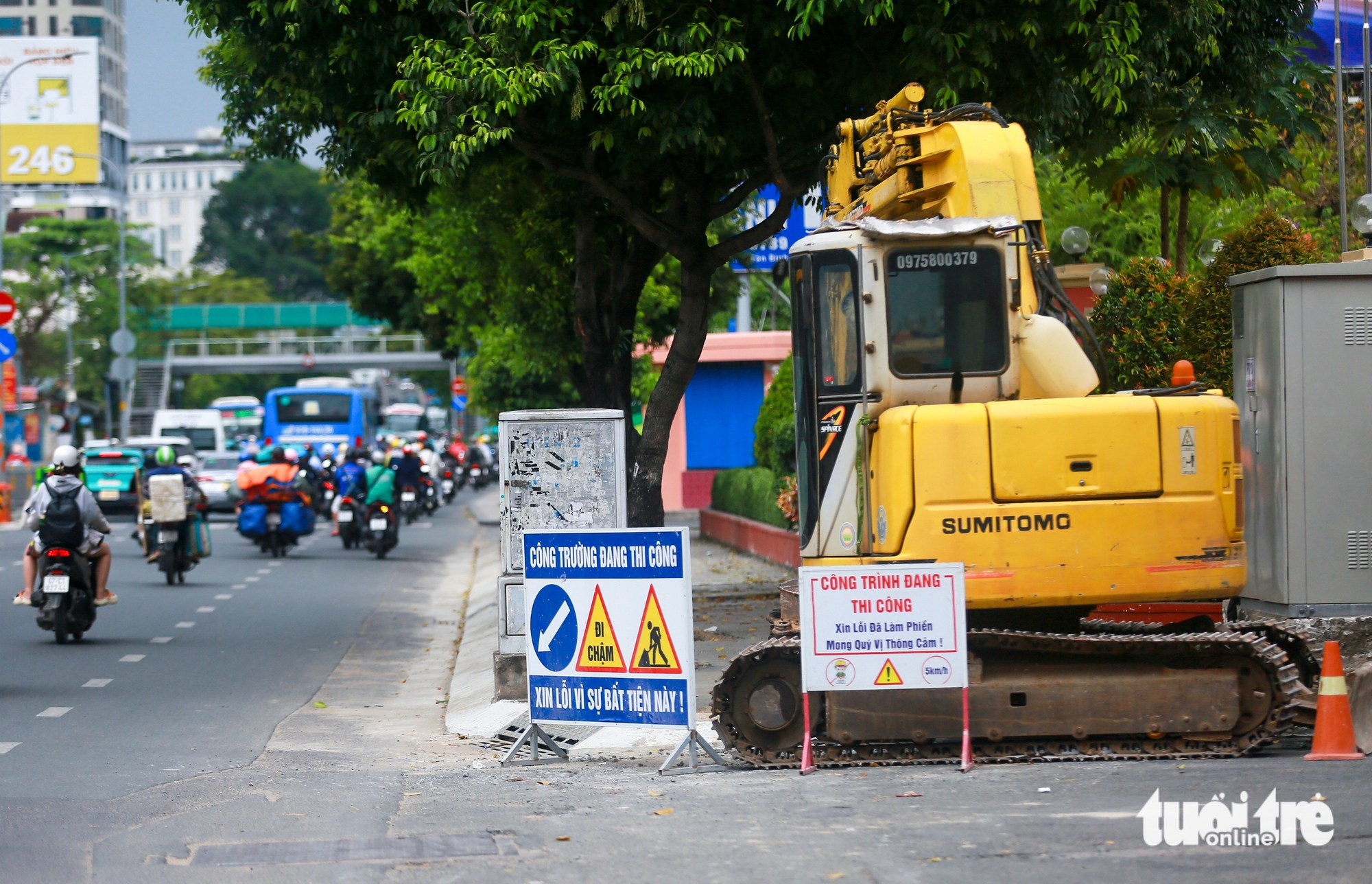 Vỉa hè ở TP.HCM được 'thay áo mới’, dân hy vọng không bị tái lấn chiếm - Ảnh 6.