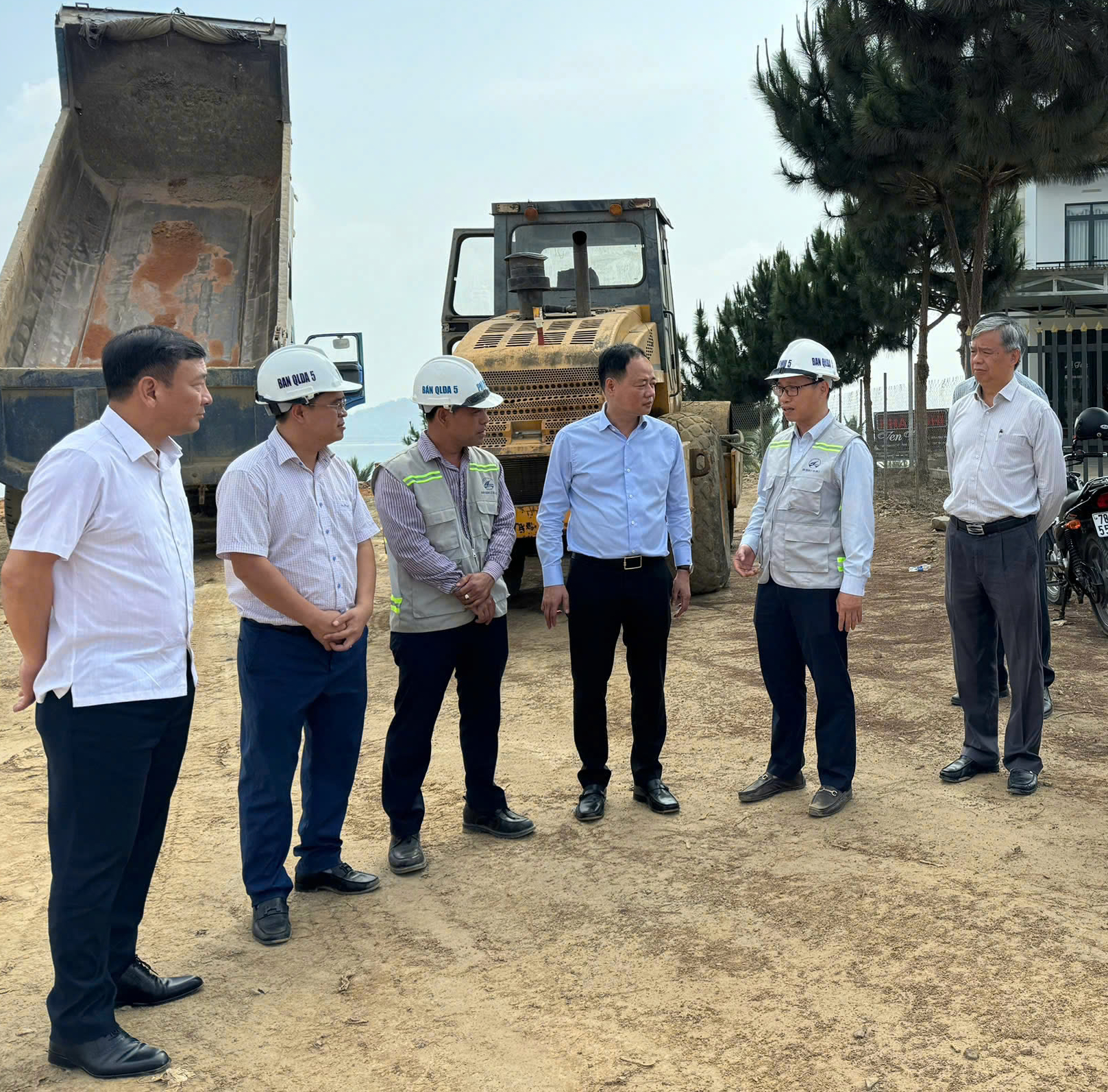 Những cung đường kết nối rộng mở cho tỉnh Lâm Đồng mới sau sáp nhập - Ảnh 1.