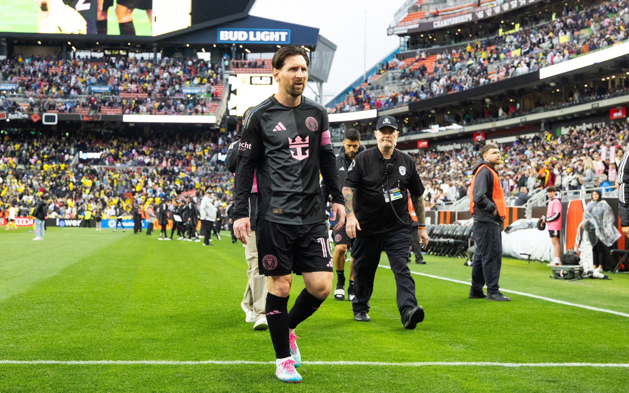 Messi bất lực, Inter Miami bị loại ở bán kết Concacaf Champions - Ảnh 1.