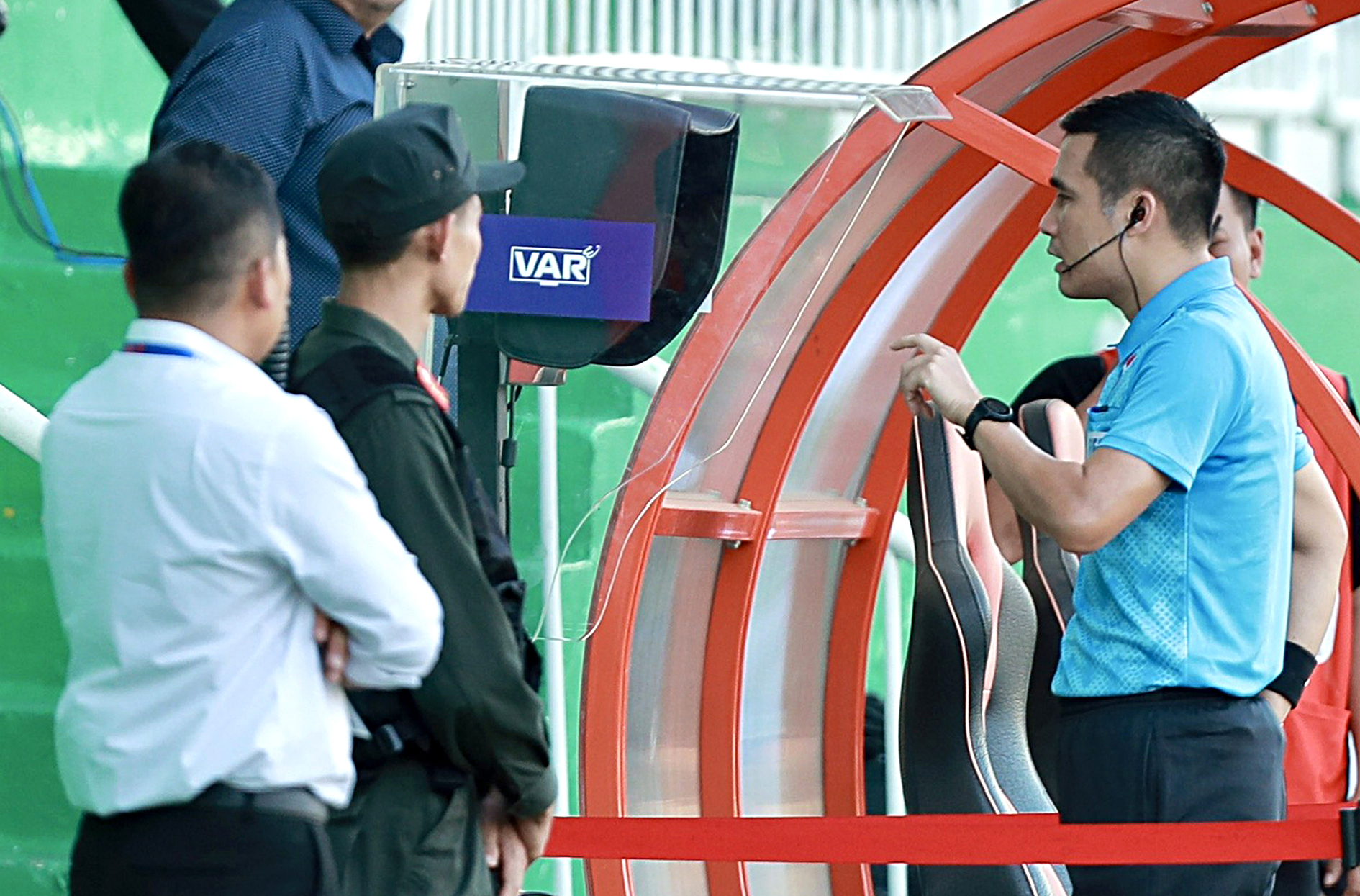 ریفری Tran Dinh Thinh کی موت سے: مزید نقصان کو روکنے کے لئے - تصویر 4. trần đình thịnh - Ảnh 3.