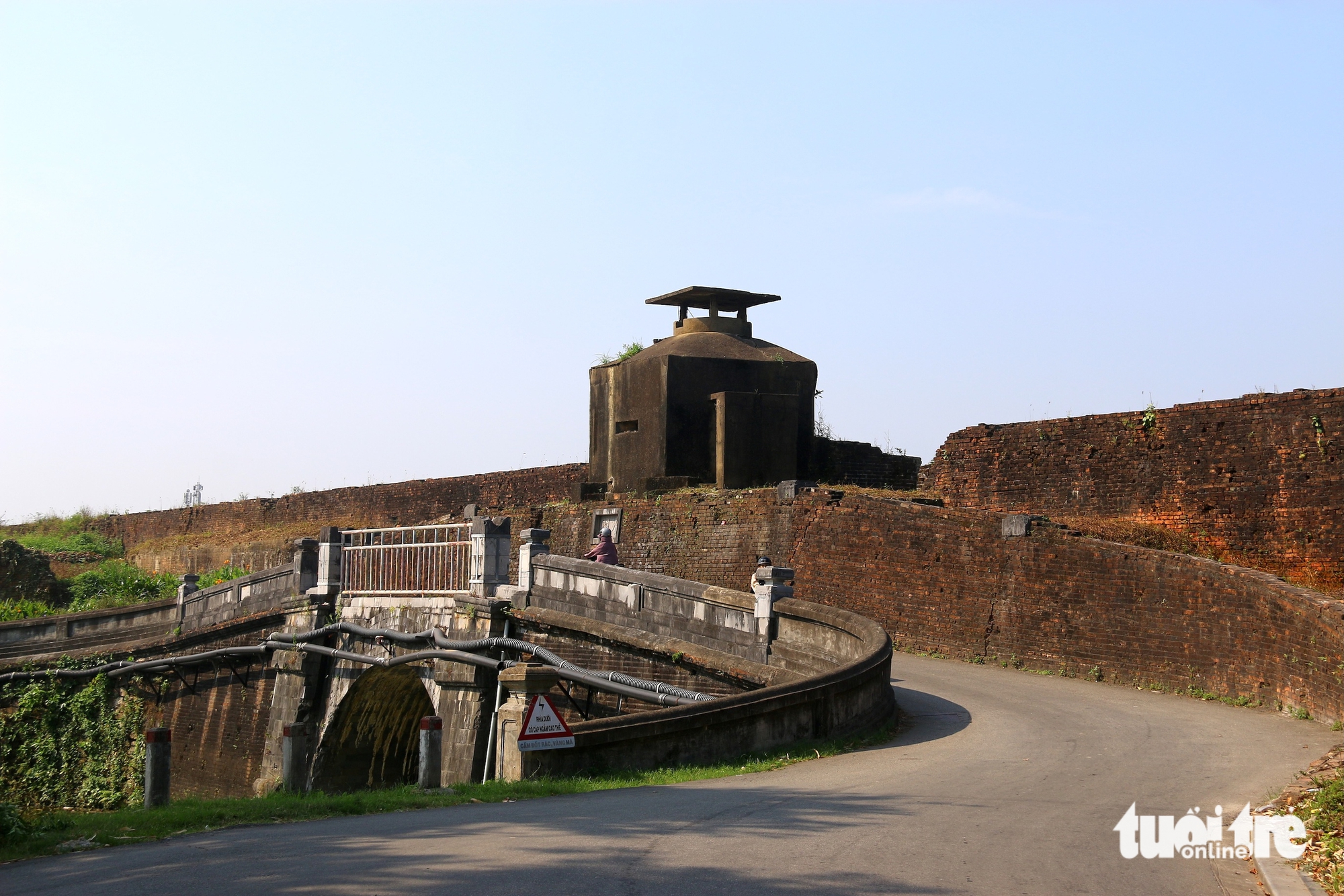 Lô cốt quân sự bên trong kinh thành Huế sắp được tháo dỡ - Ảnh 3.