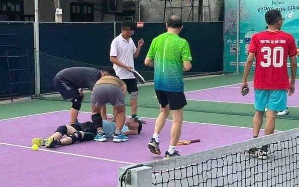 56-year-old man dies while playing pickleball in Ho Chi Minh City- Ảnh 1.
