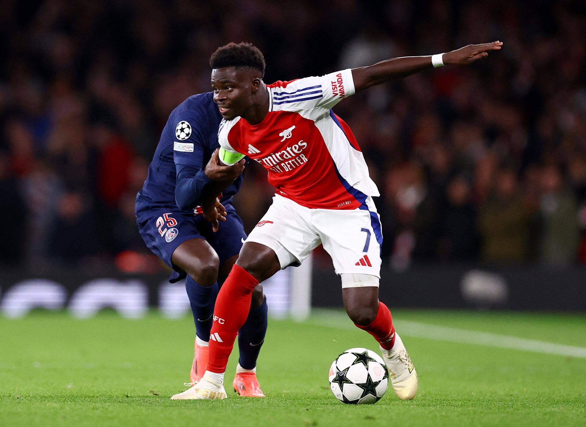 PSG nổi giận vì chiêu trò của Arsenal - Ảnh 1.