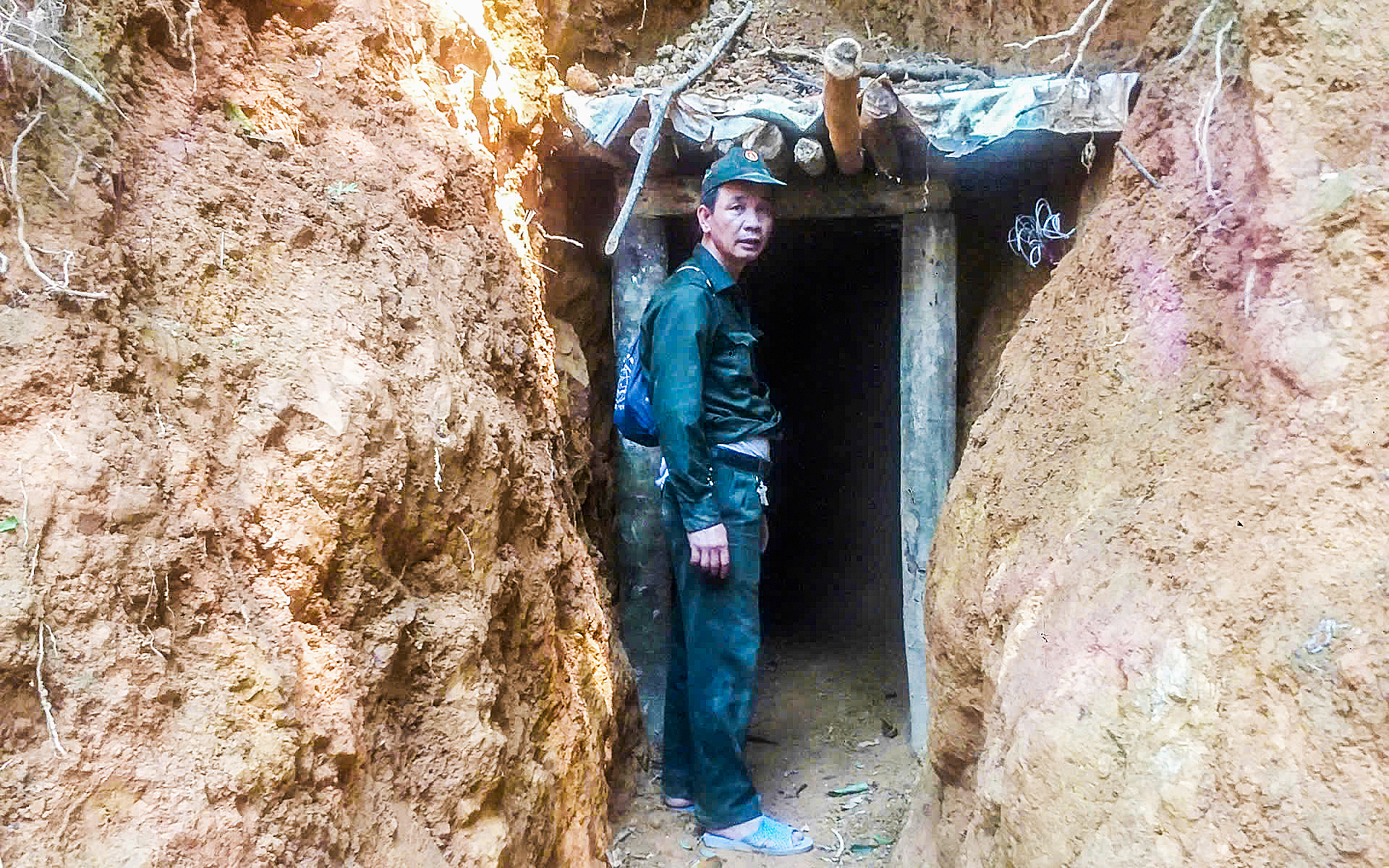 khai thác vàng trái phép - Ảnh 1.
