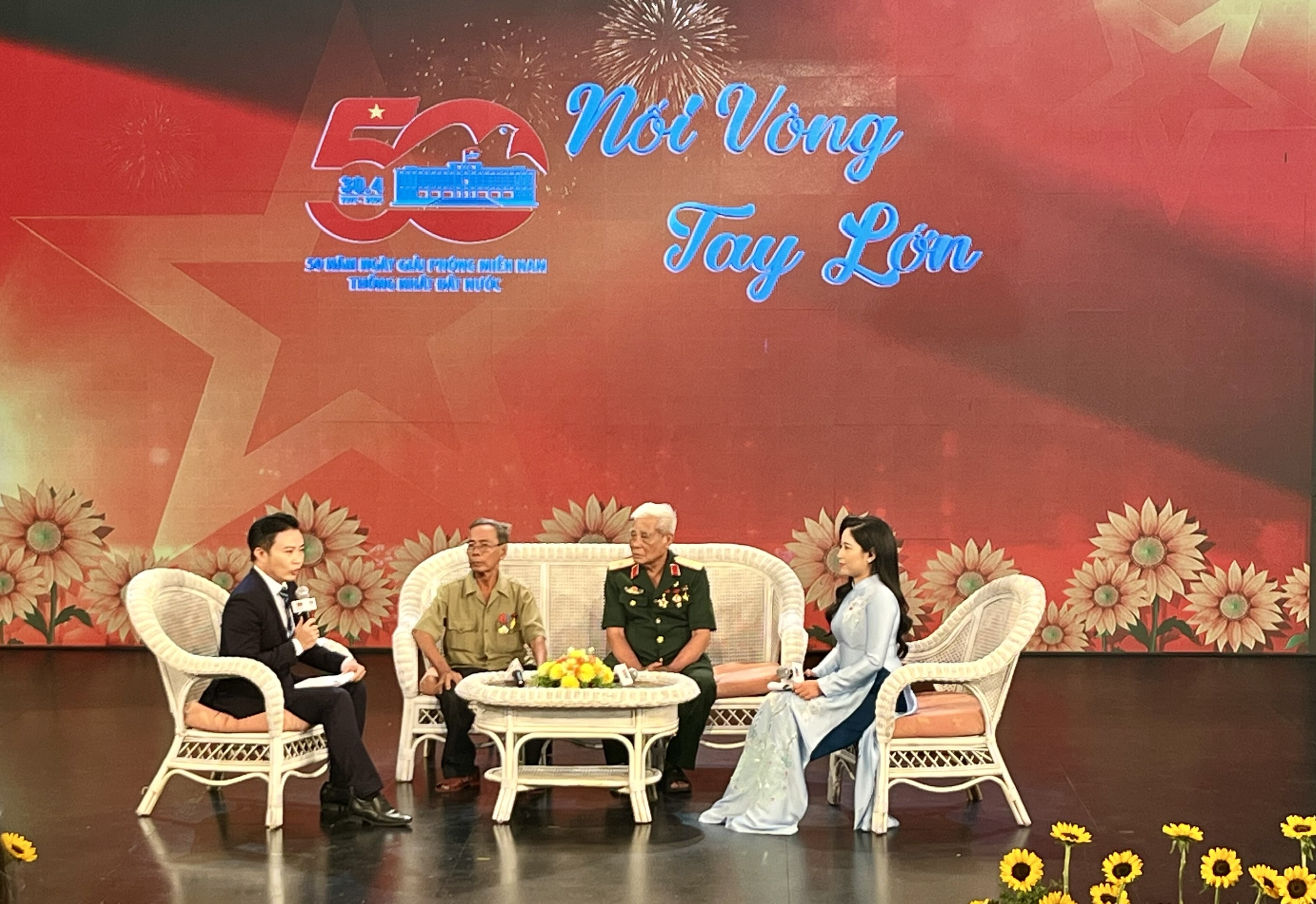 VTV Cần Thơ gặp gỡ nhân chứng ngày đầu thống nhất đất nước - Ảnh 2.