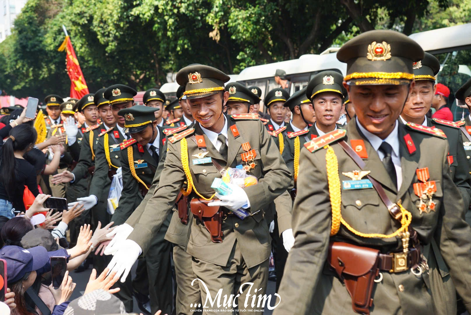 Trang trọng, khí thế trong lễ diễu binh, diễu hành 30-4 tại TP.HCM- Ảnh 33.