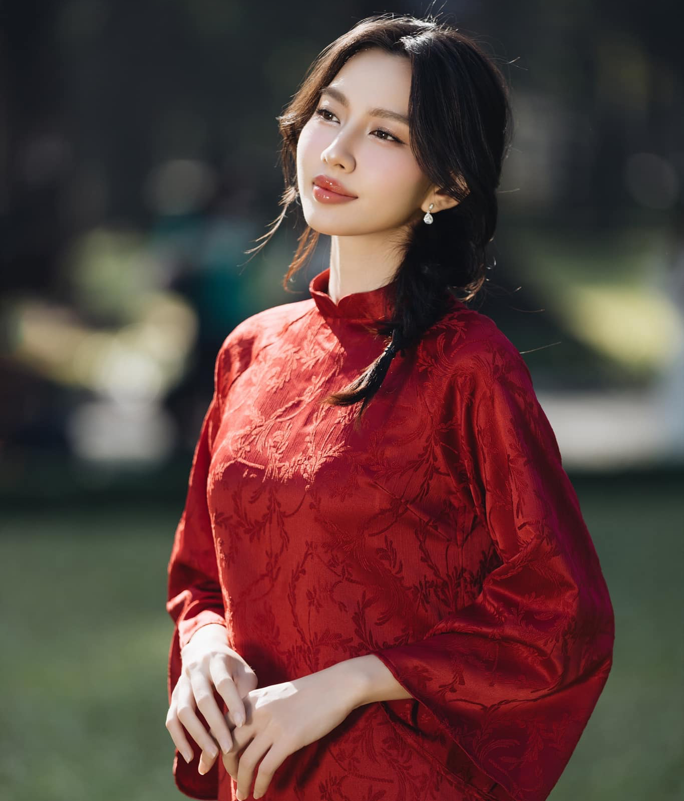 Thùy Tiên nói gì sau khi làm việc với Ủy ban Cạnh tranh Quốc gia? - Ảnh 1. Thùy Tiên - Ảnh 1.