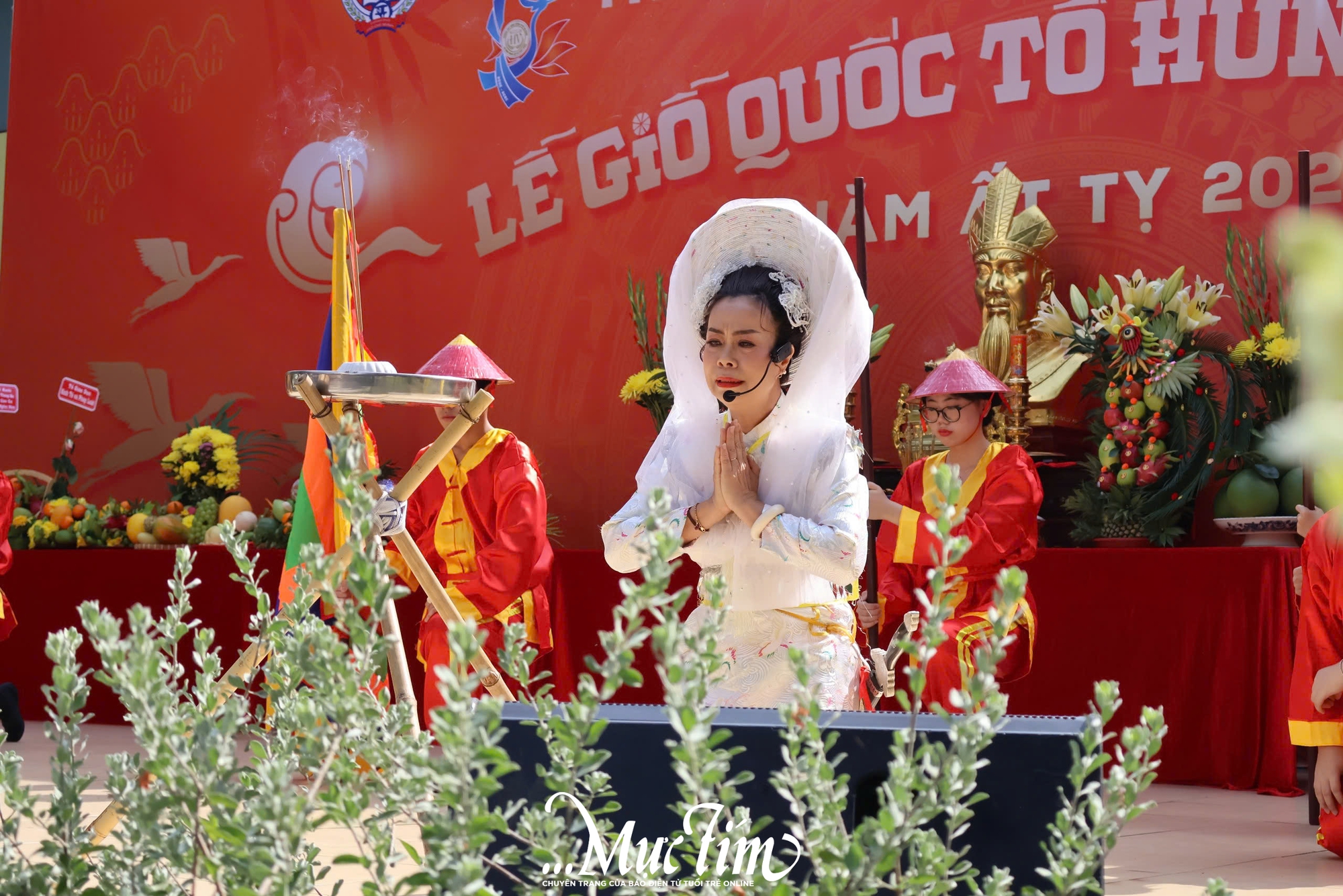 Tiếng trống Mê Linh vang lên tại Trường THPT Hùng Vương trong ngày Giỗ Tổ- Ảnh 19.