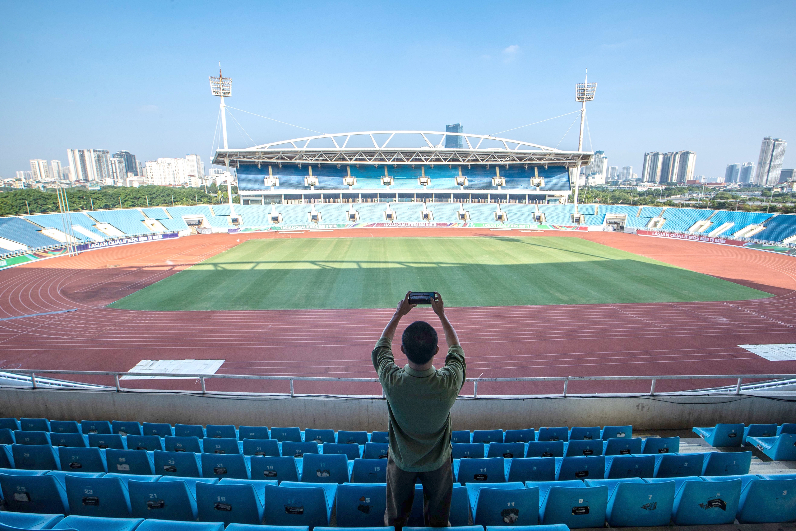 เกิดอะไรขึ้นกับสนามกีฬามี่ดินห์?! - ภาพที่ 1 Mỹ Đình - Ảnh 1.