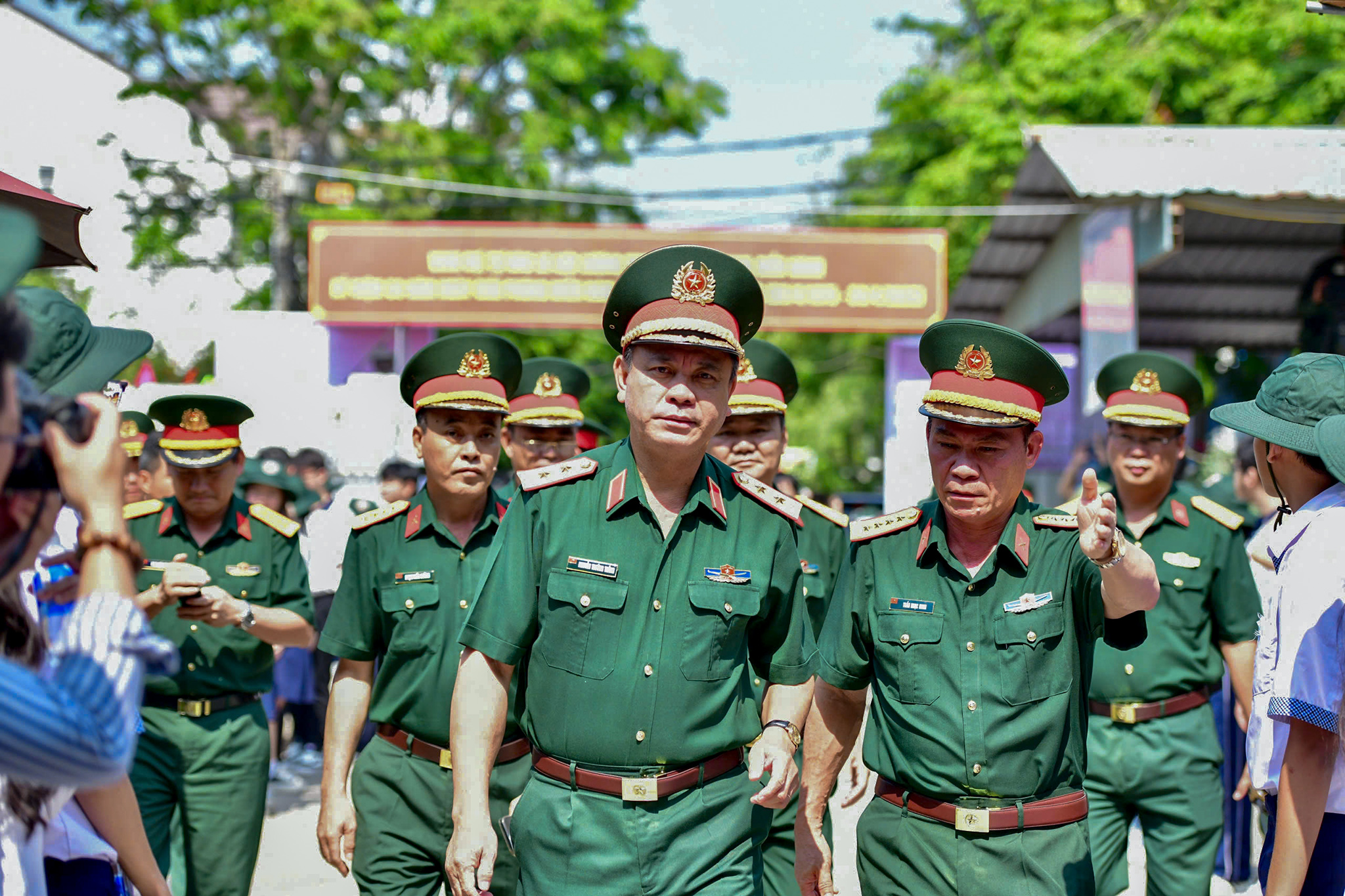 diễu binh, diễu hành - Ảnh 2.