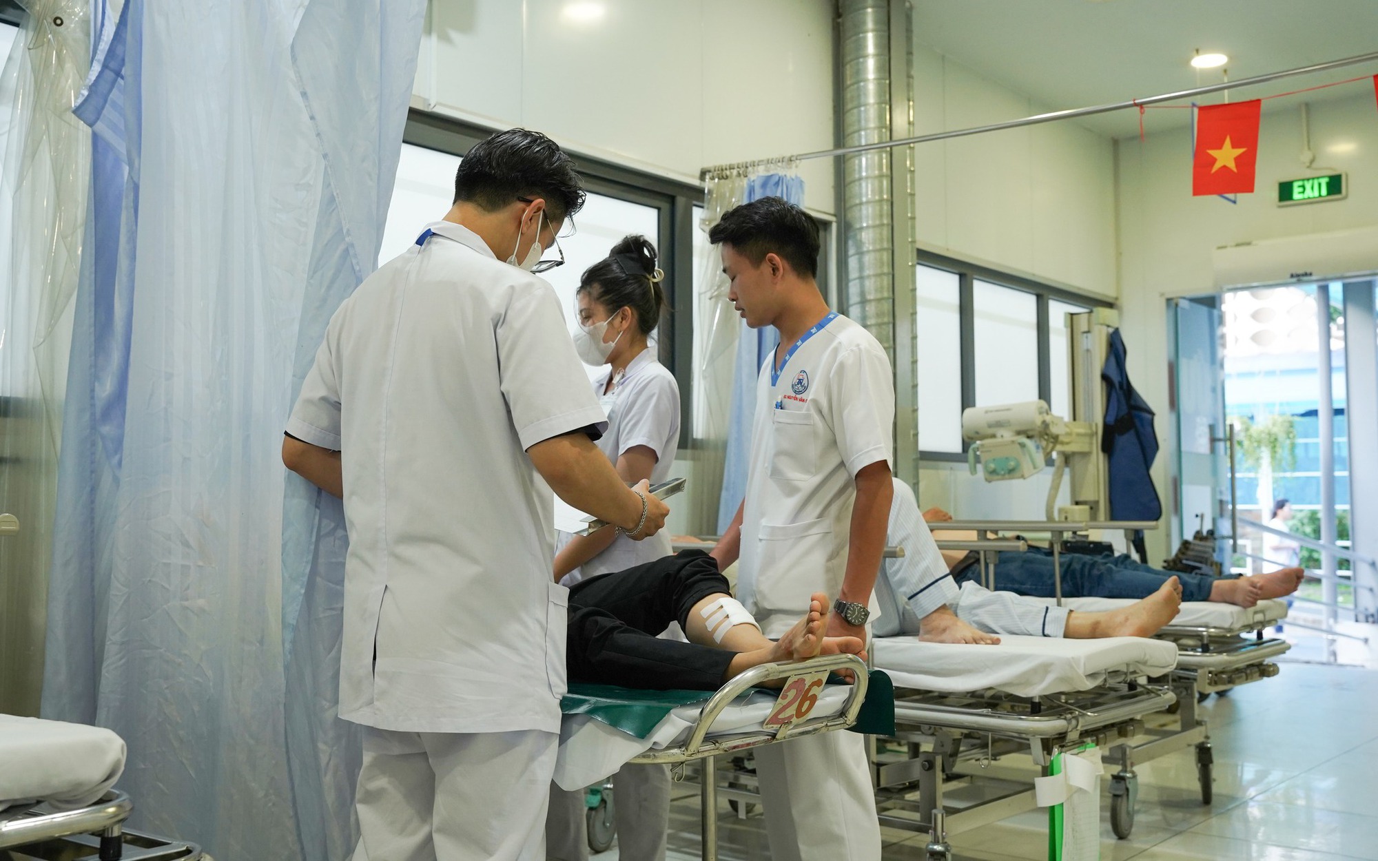 Romanian man suffers sudden cardiac arrest after playing pickleball in Hanoi
- Ảnh 1.