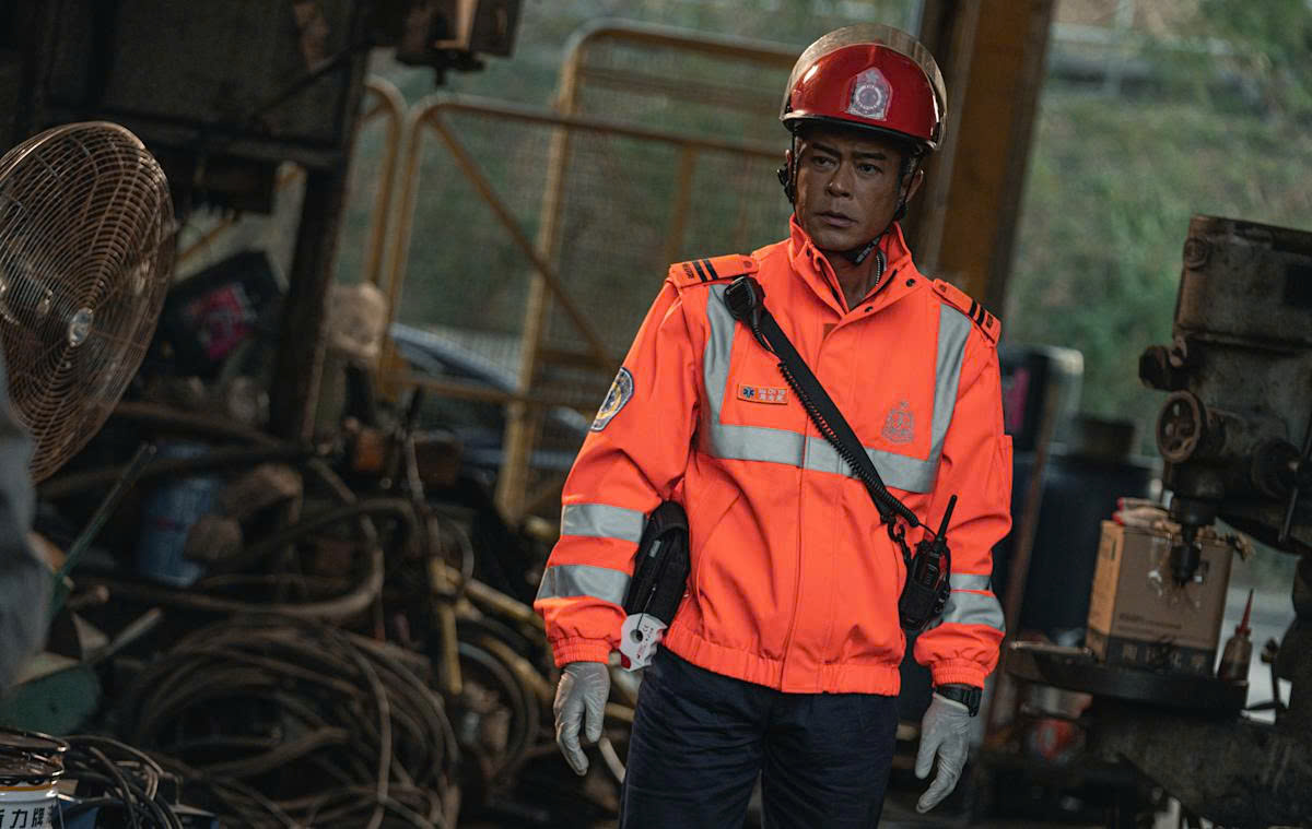 Cổ Thiên Lạc lỗ nặng trong phim điện ảnh mới, tượng đài Hong Kong nay đã hết thời? - Ảnh 1.