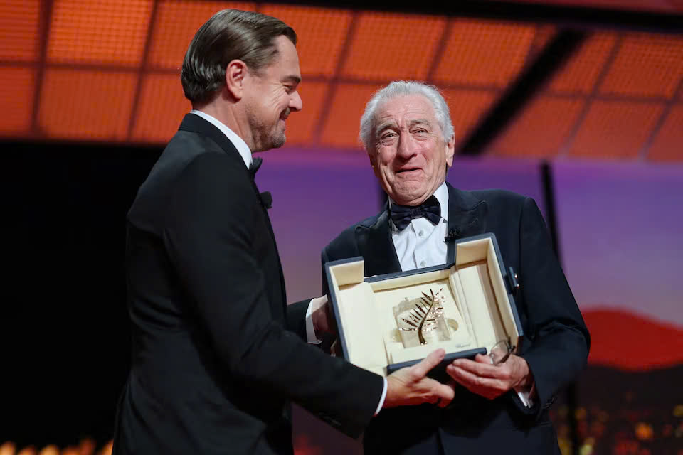 Robert De Niro nhận Cành cọ vàng danh dự, chỉ trích ông Donald Trump là tổng thống vô văn hóa - Ảnh 3. Robert De Niro - Ảnh 3.
