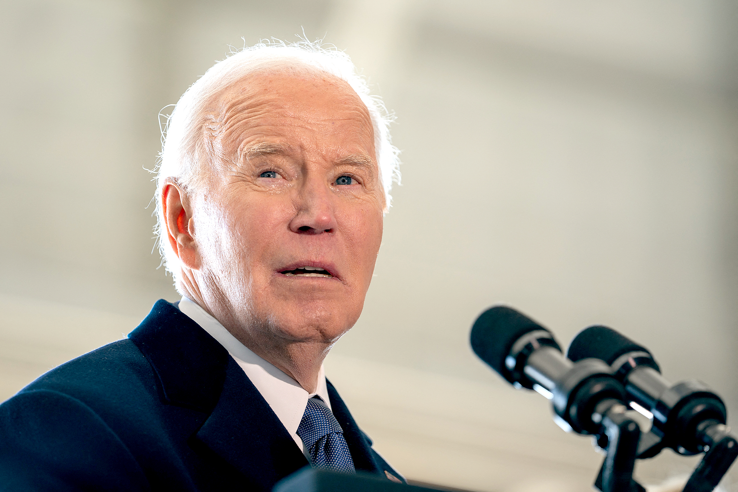 Ông Biden có thực sự lãnh đạo đất nước trong năm cuối nhiệm kỳ? - Ảnh 1.