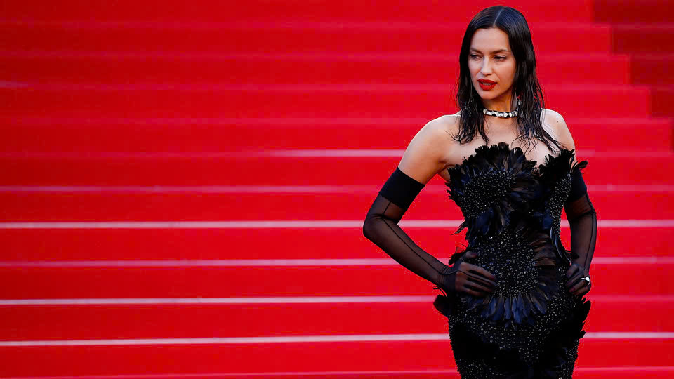 Irina Shayk - Ảnh 2. Cannes - Ảnh 2.
