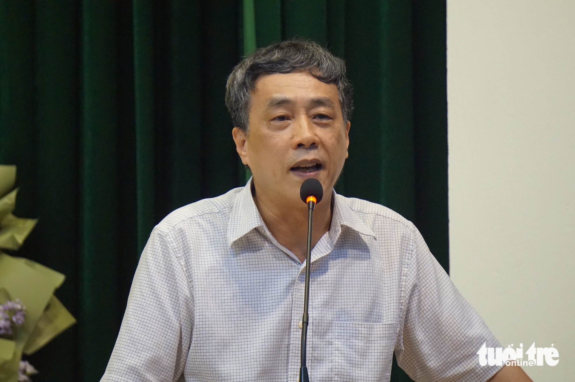 Viết tôn vinh người chiến sĩ công an nhân dân không phải là dát vàng lên họ - Ảnh 1. chiến sĩ công an - Ảnh 1.