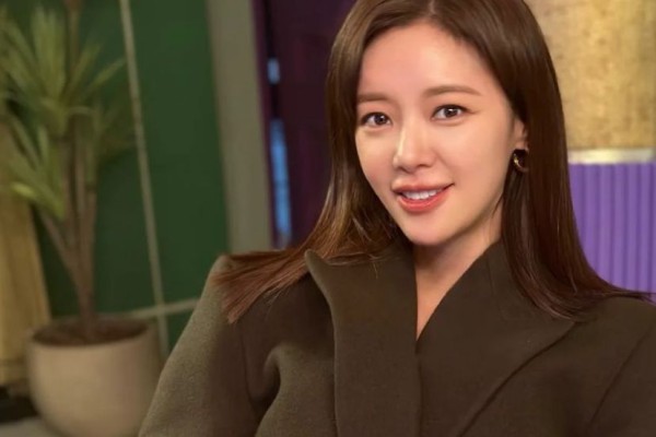 Hwang Jung Eum giữa bão scandal là ai? - Ảnh 1.