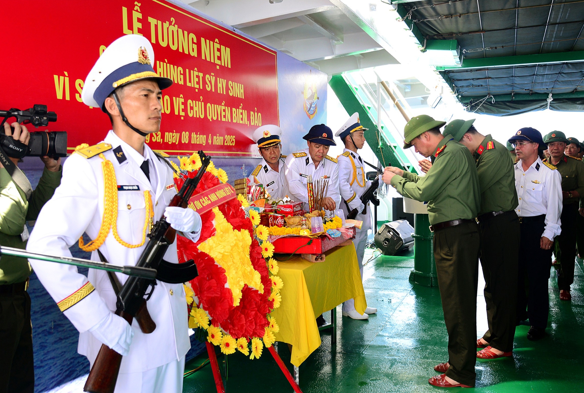 Trường Sa - Ảnh 9.