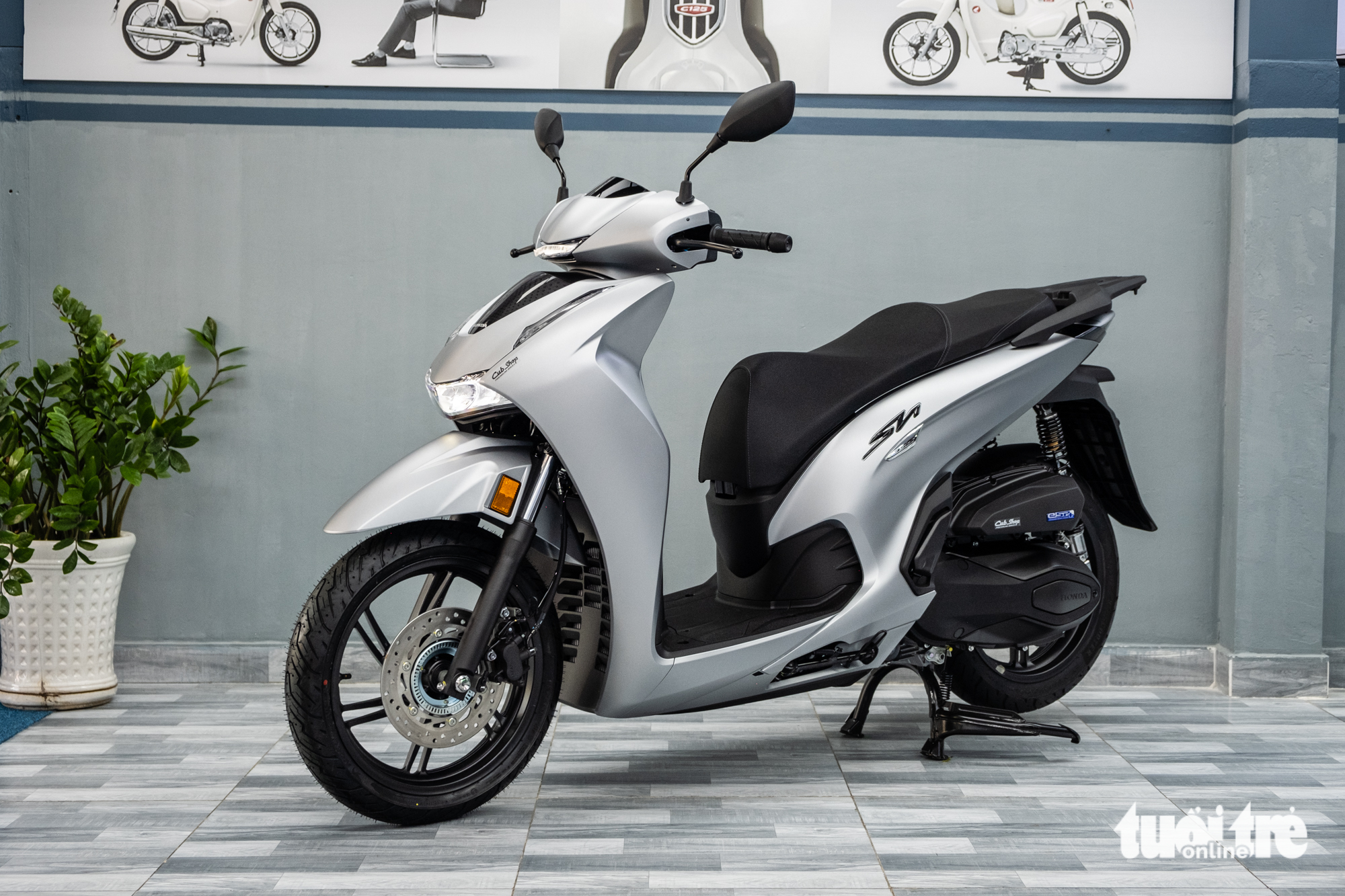 Honda SH 350i - Ảnh 1.