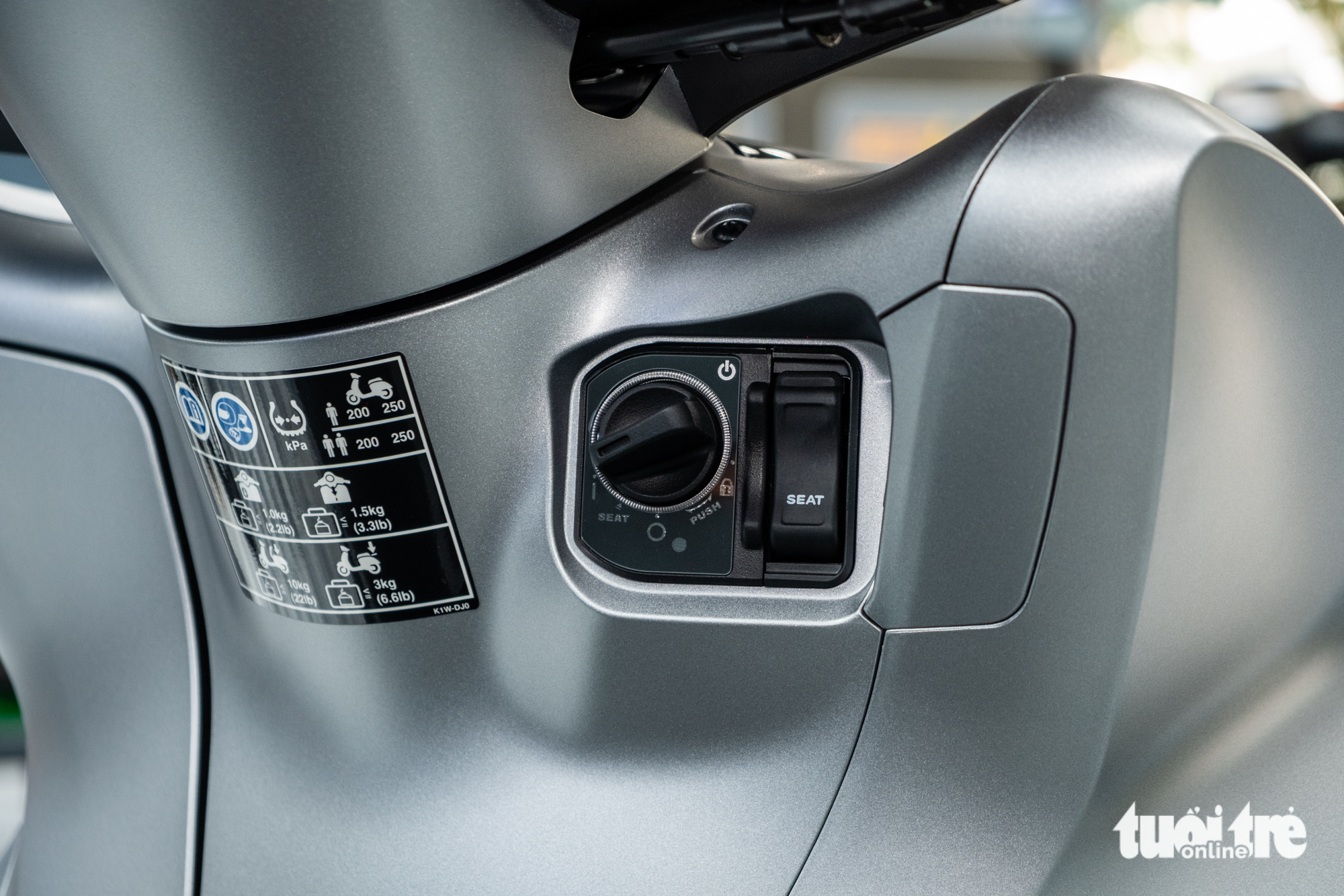 Honda SH 350i - Ảnh 9.