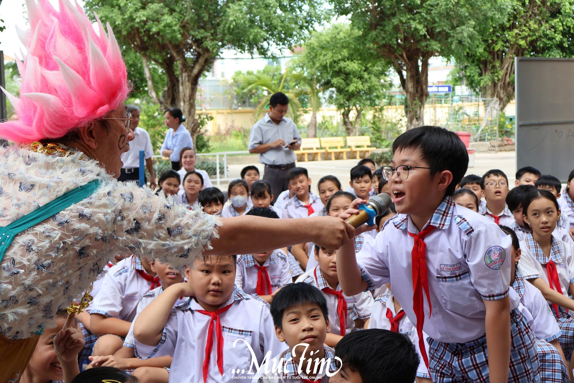 Học sinh Trường tiểu học Nguyễn Hữu Trí sôi nổi nhận diện 4 nhóm chất dinh dưỡng cần thiết - Ảnh 7.