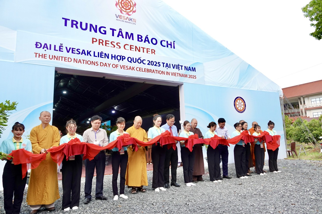 Gần 1.300 đại biểu quốc tế dự Đại lễ Phật đản Vesak Liên hợp quốc 2025 tại Việt Nam - Ảnh 1. Vesak - Ảnh 1.