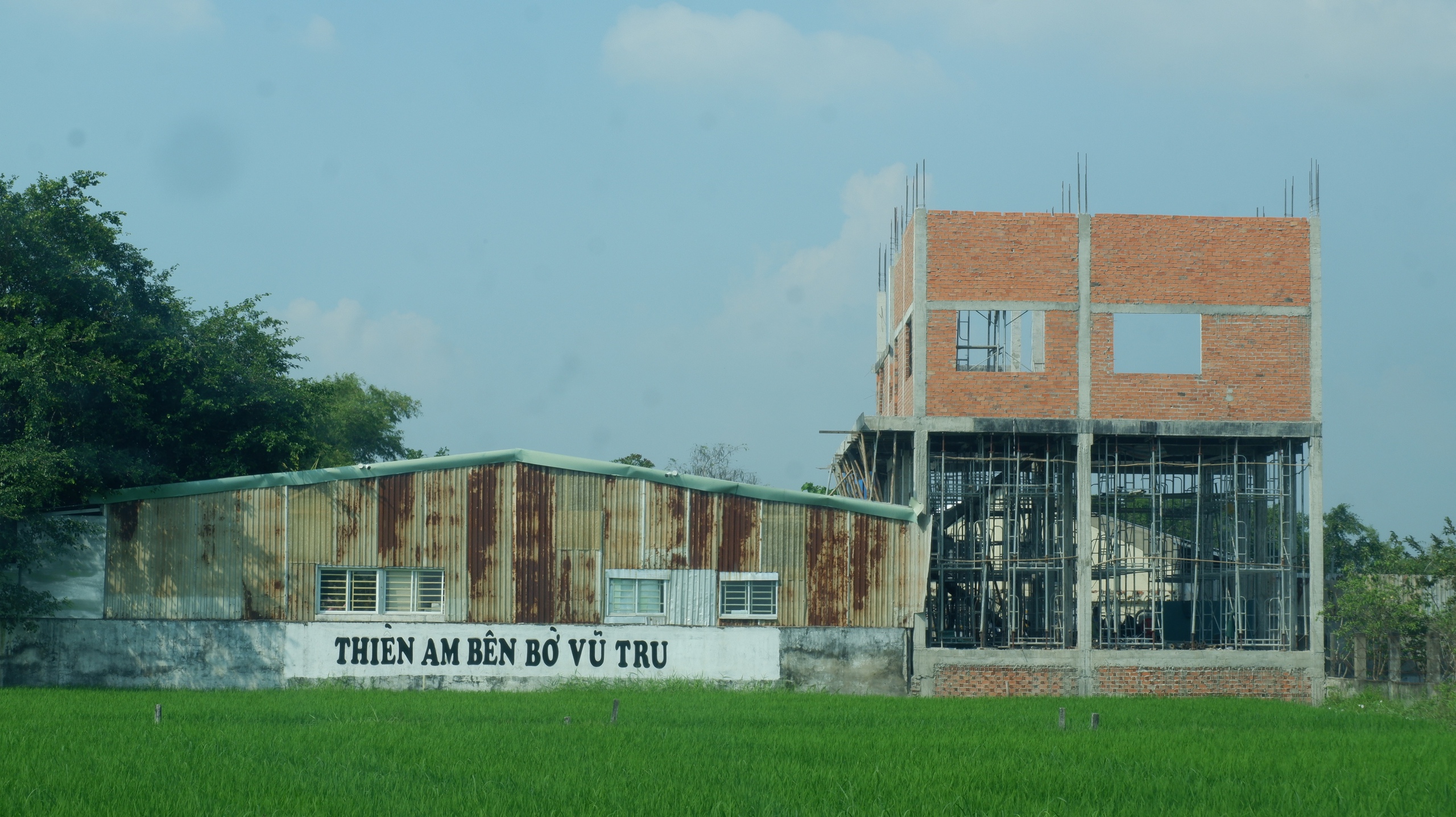 Hôm nay xét xử kín vụ ông Lê Tùng Vân loạn luân với hai con gái ruột - Ảnh 3.