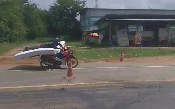 Vụ tai nạn xe máy đã kết thúc theo hướng không ai ngờ: 'Giá mâu thuẫn nào cũng kết thúc như thế này' - Ảnh 1.