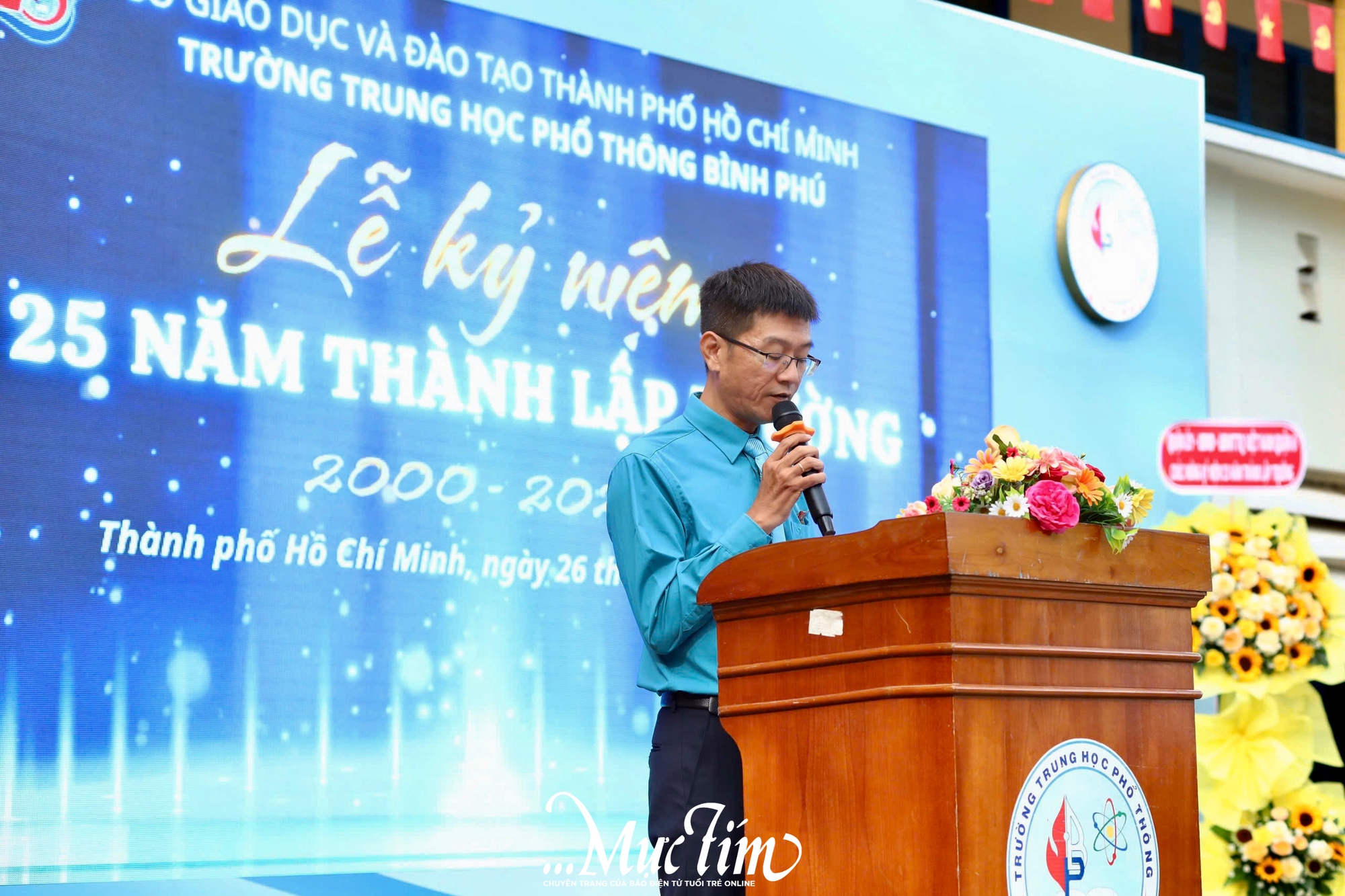 Ấm áp lễ kỷ niệm 25 năm thành lập Trường THPT Bình Phú- Ảnh 4.