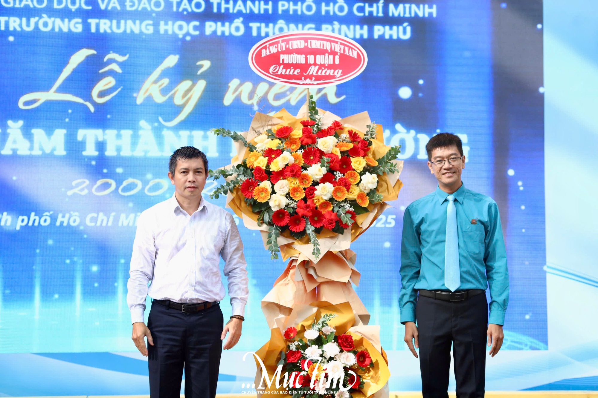 Ấm áp lễ kỷ niệm 25 năm thành lập Trường THPT Bình Phú- Ảnh 6.