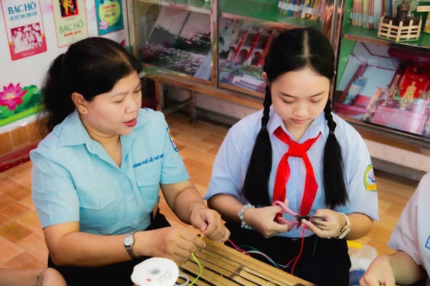 Chuyện chưa kể về 3 nữ sinh được trao Giải thưởng Kim Đồng - Ảnh 7.
