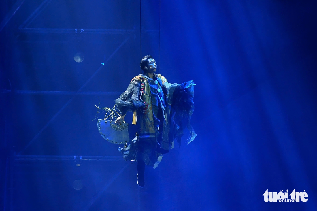 Concert All-Rounder: Soobin có nhiều điều đáng thèm muốn, 'không ai chơi lại em tôi được rồi'- Ảnh 8.