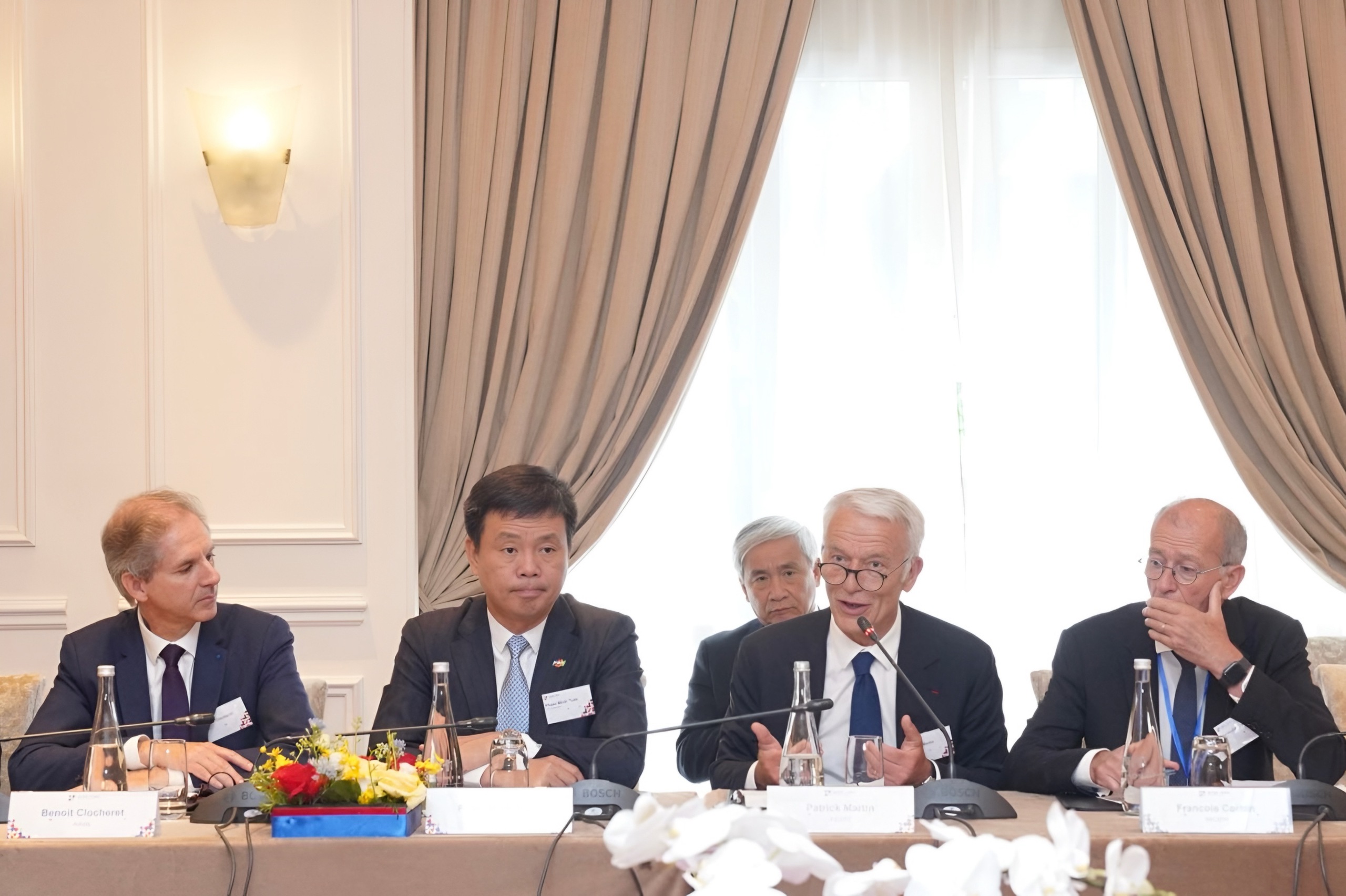 Nhiều tập đoàn lớn dự Diễn đàn Lãnh đạo Việt Nam - Pháp - Ảnh 2.