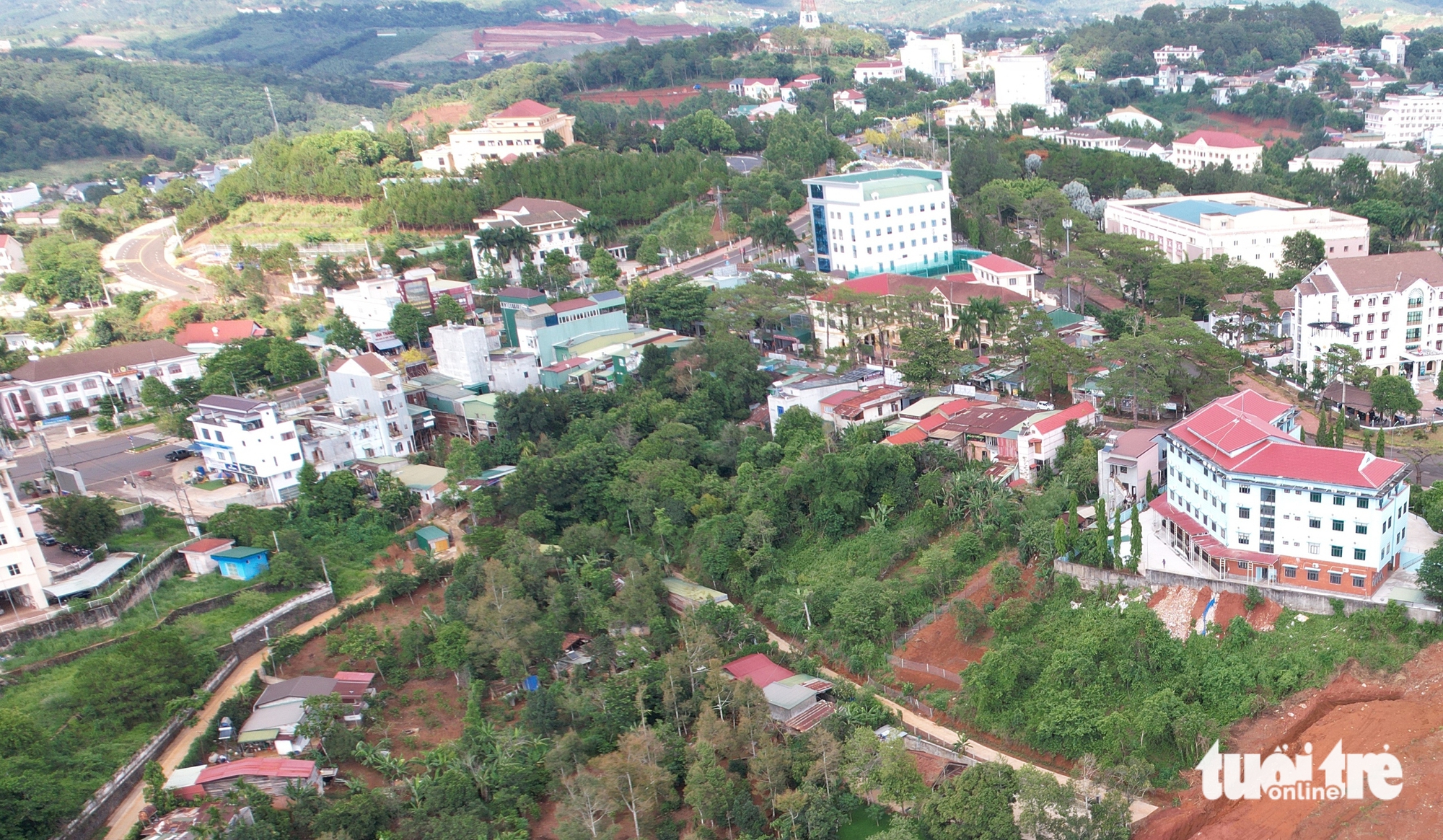 sáp nhập - Ảnh 1.