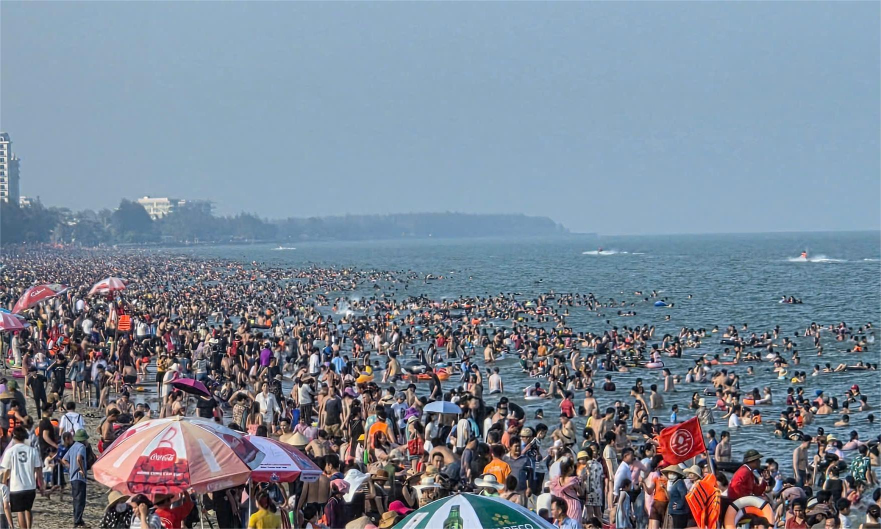 Top localities welcoming millions of tourists, revenue of thousands of billions - Photo 3. du lịch - Ảnh 2.