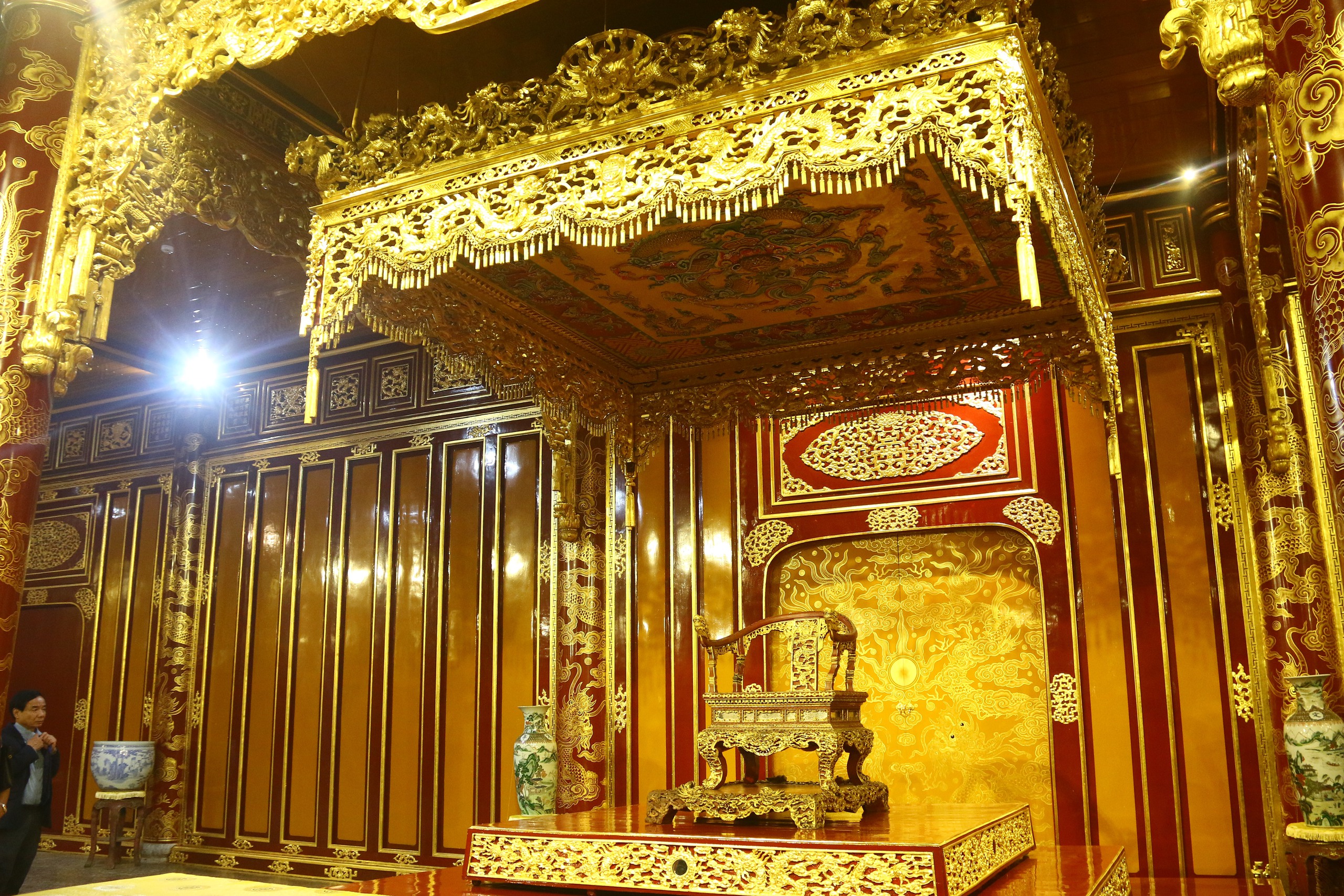 NGAI VÀNG - Ảnh 1.