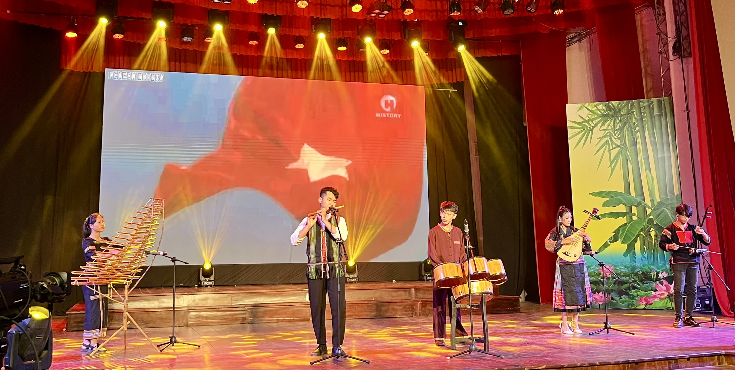 Cần Thơ - Ảnh 2.