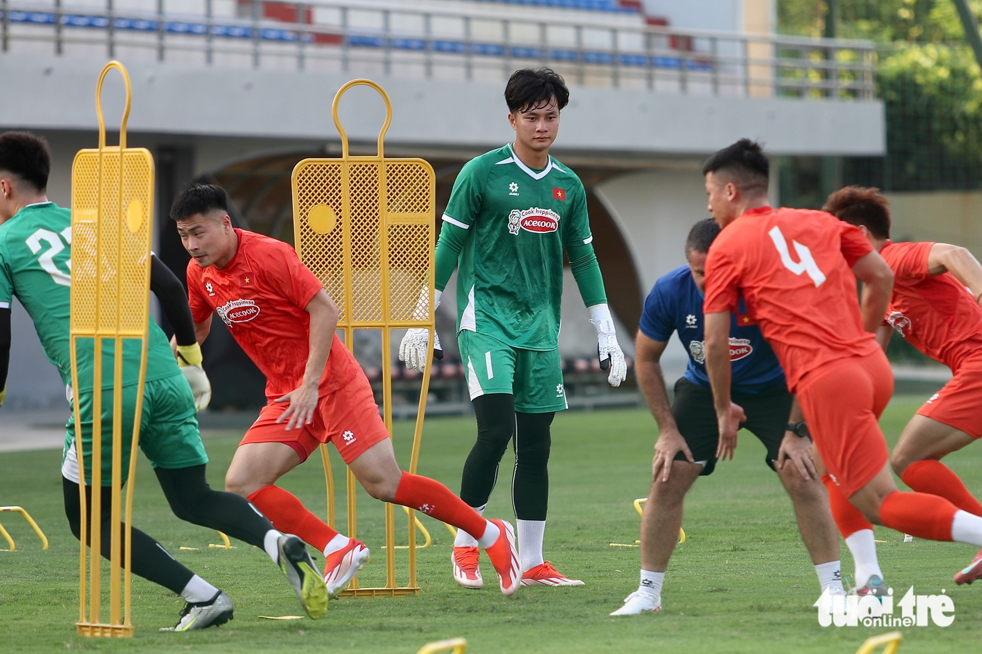 bùi alex - Ảnh 2.