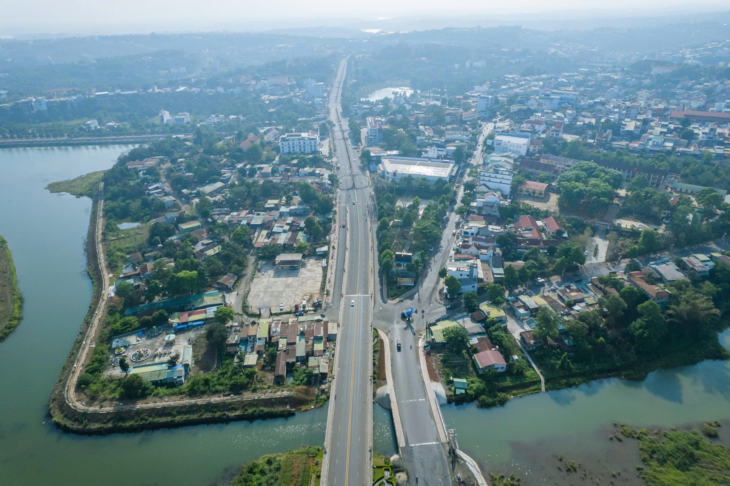 làm việc cầm chừng - Ảnh 1.