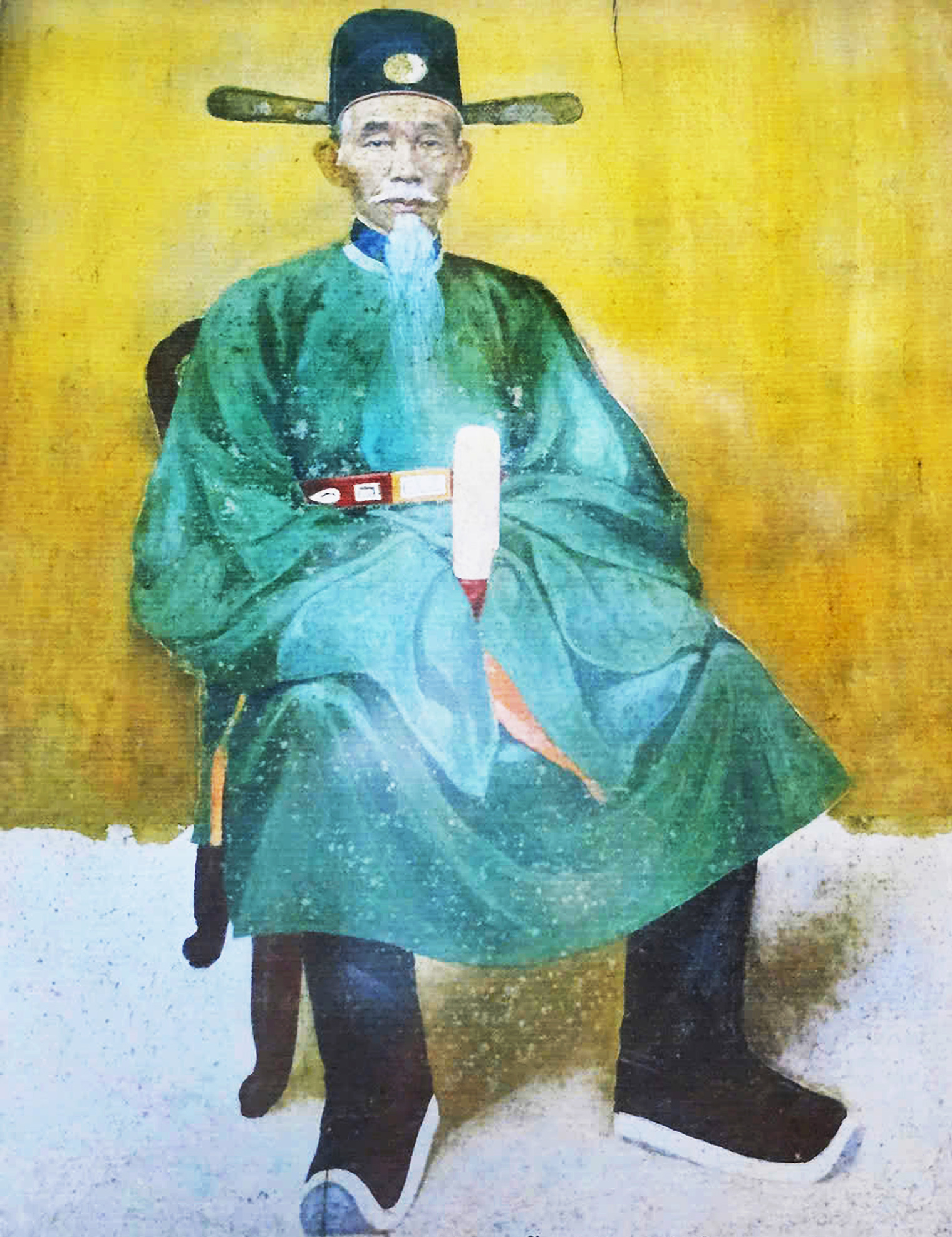ngai vàng - Ảnh 1.
