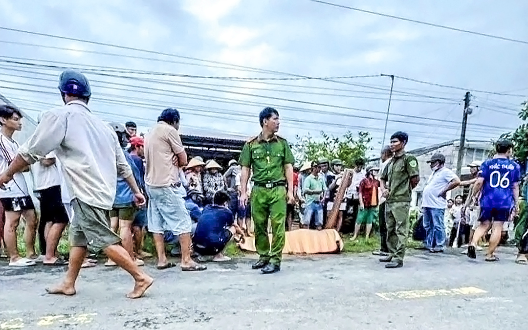 Hai người vướng dây điện bị giật chết: Công an thông tin chính thức - Ảnh 1. Trà Vinh - Ảnh 1.