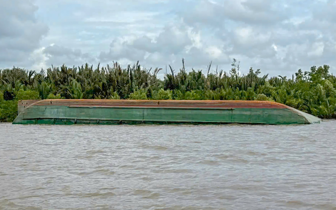 Sà lan lật úp sau va chạm trên sông Soài Rạp, một người mất tích - Ảnh 1. sông Soài Rạp - Ảnh 1.