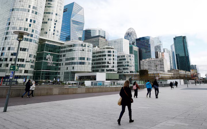 Global stocks rally after US, China pause tariff war, but uncertainty remains - Ảnh 4.