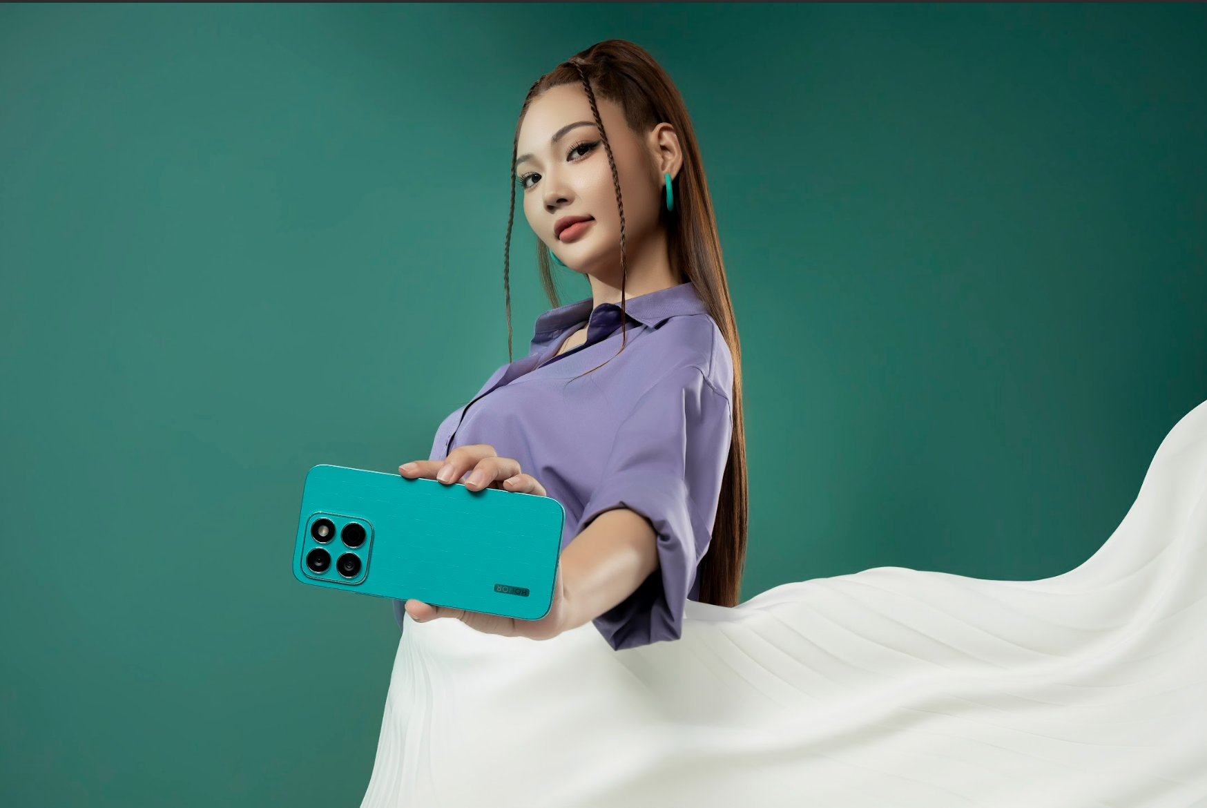 Smartphone tầm trung đua nhau ‘chào sân’ thị trường Việt Nam - Ảnh 3. smartphone - Ảnh 3.