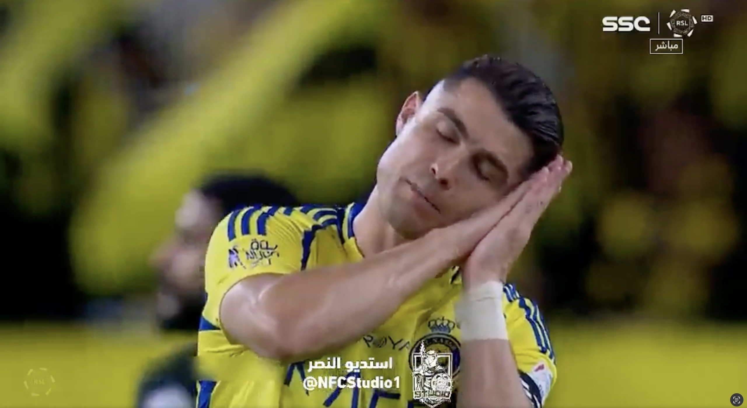 Image hình ảnh hình ảnh hình ảnh hình ảnh Aouar - Ronaldo có hành động gây tranh cãi trong trận thua của Al Nassr